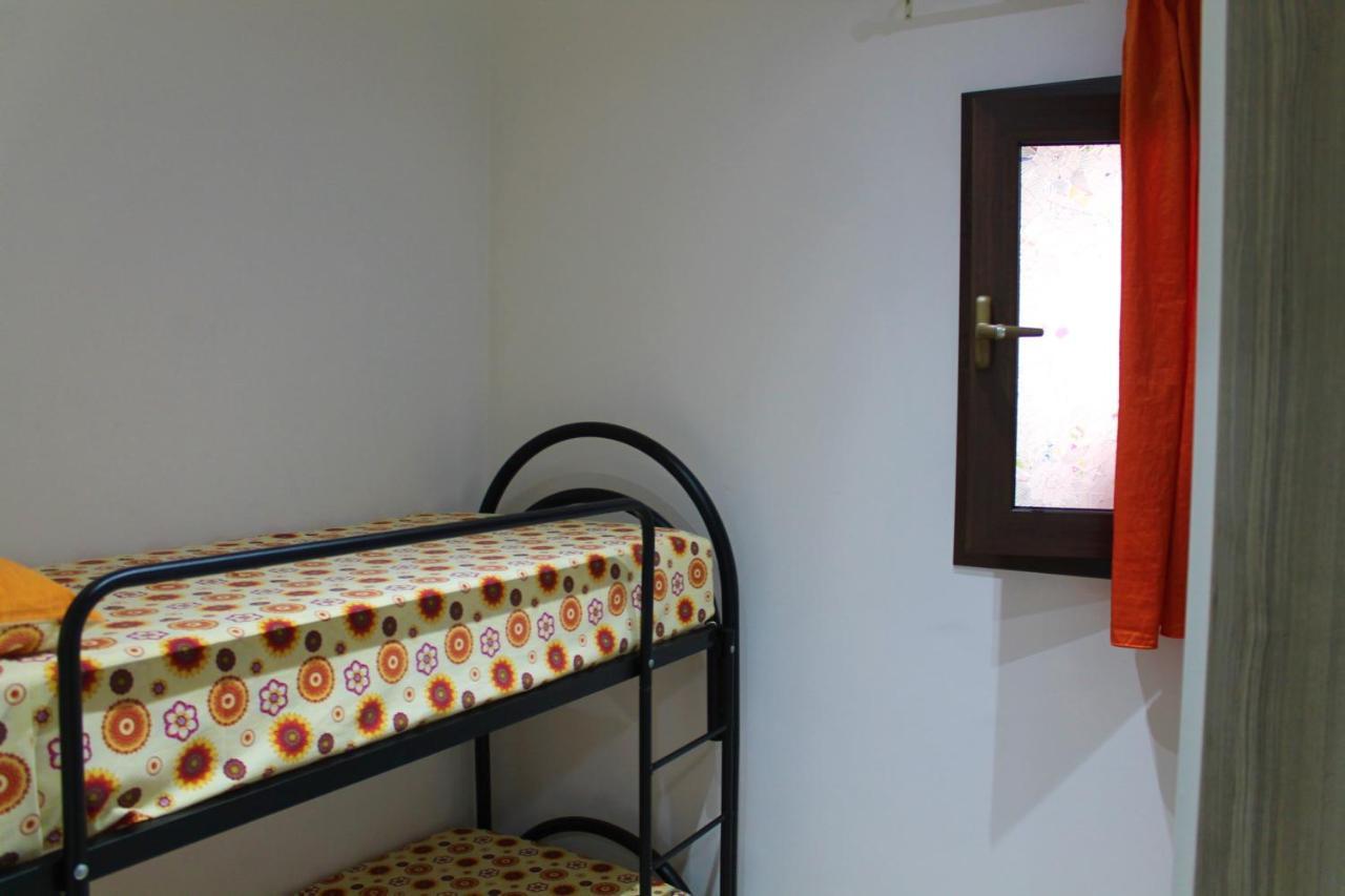 Casa Vacanze Natali-Stella 切萨雷奥港 外观 照片
